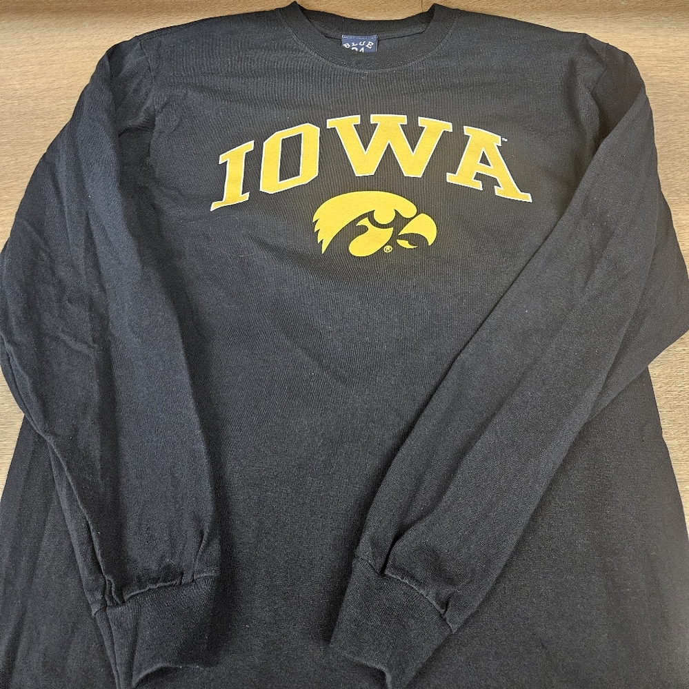 Iowa HawkEyes Tshirt Caitlyn Clark